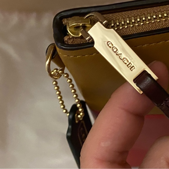 🔥Rare🔥 New Coach Color-block Large Clutch - Not from Outlet F52112 - Picture 5 of 8